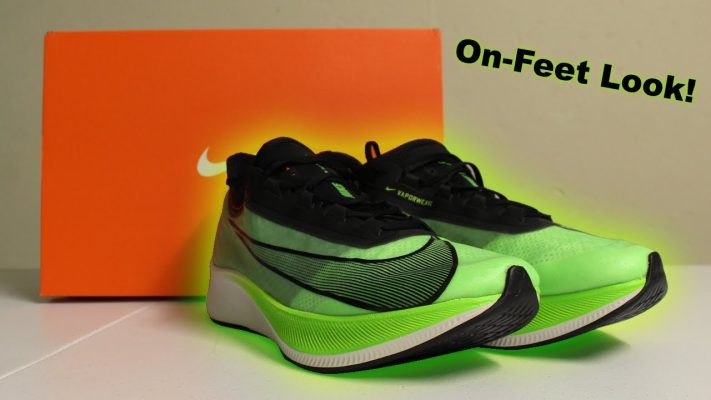 nike-zoom-fly-3-electric-green