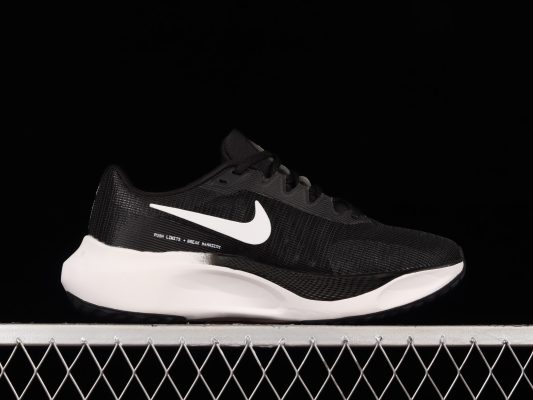 nike-zoom-fly-5-white-black